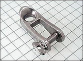 Halyard Shackle, Inv Cast,  3/4 inch(19mm) Line